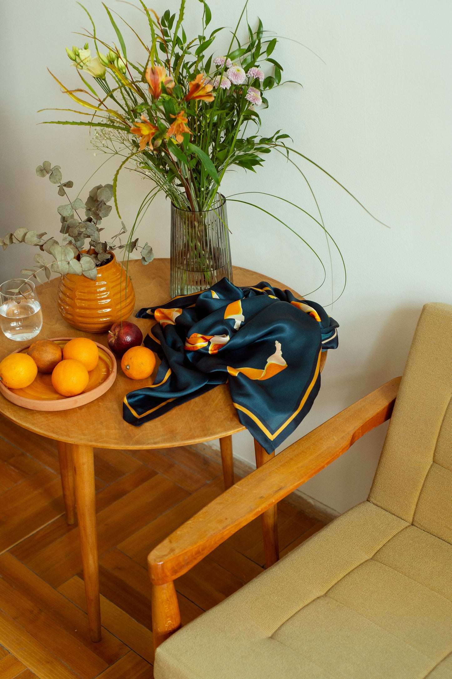 THE SATURDAY AFTERNOON BIG SQUARE