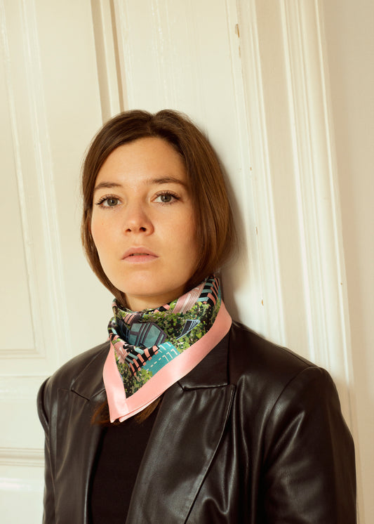 THE BLOCKS SMALL SQUARE