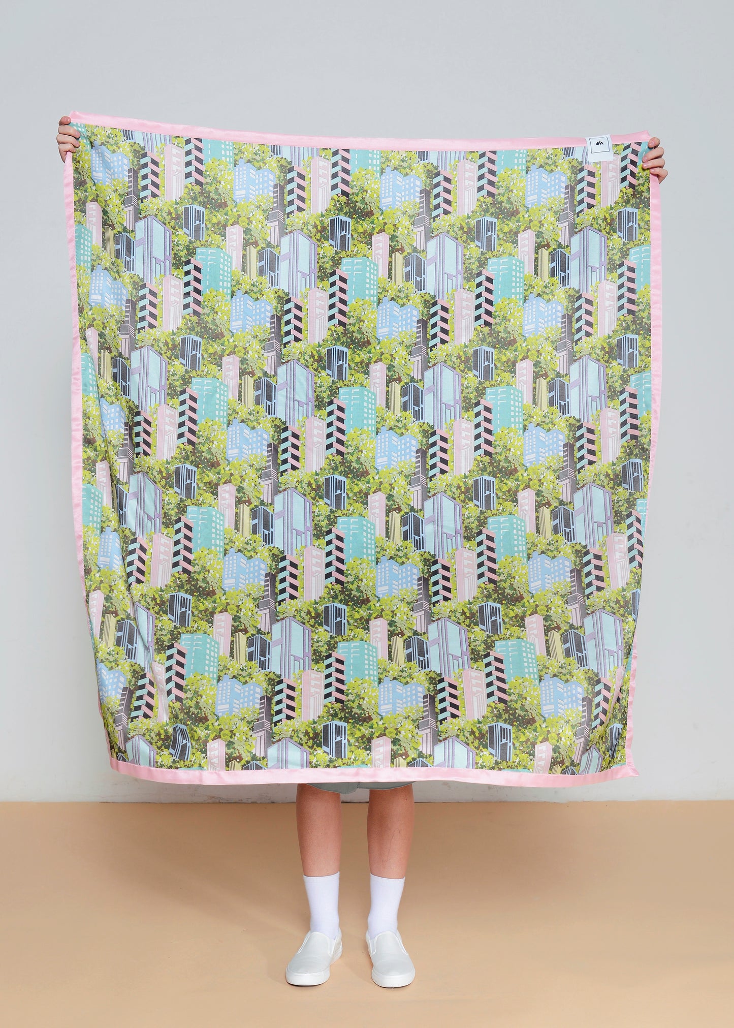 THE BLOCKS BIG SQUARE