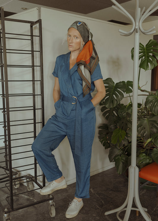 THE CORRIDOR BIG SQUARE